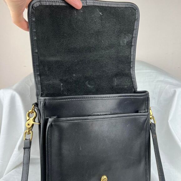COACH Vintage Black Leather Station Crossbody Bag USA - Picture 7 of 8
